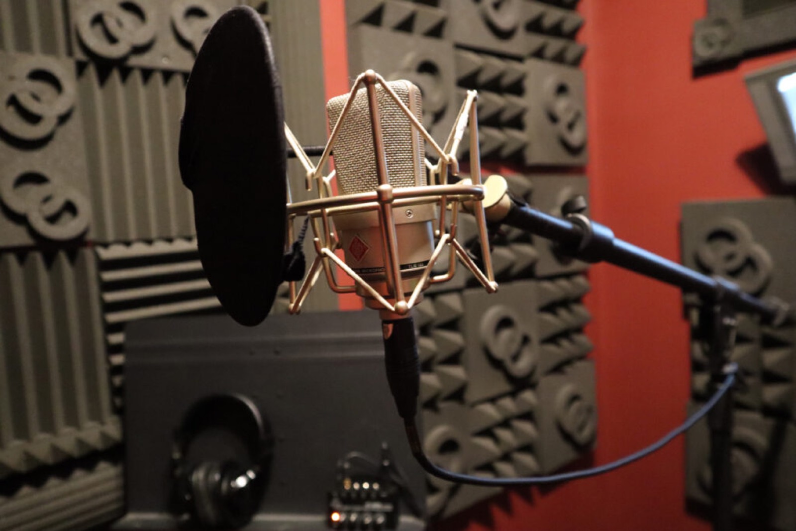 Solar Sound Studio behind the scenes
