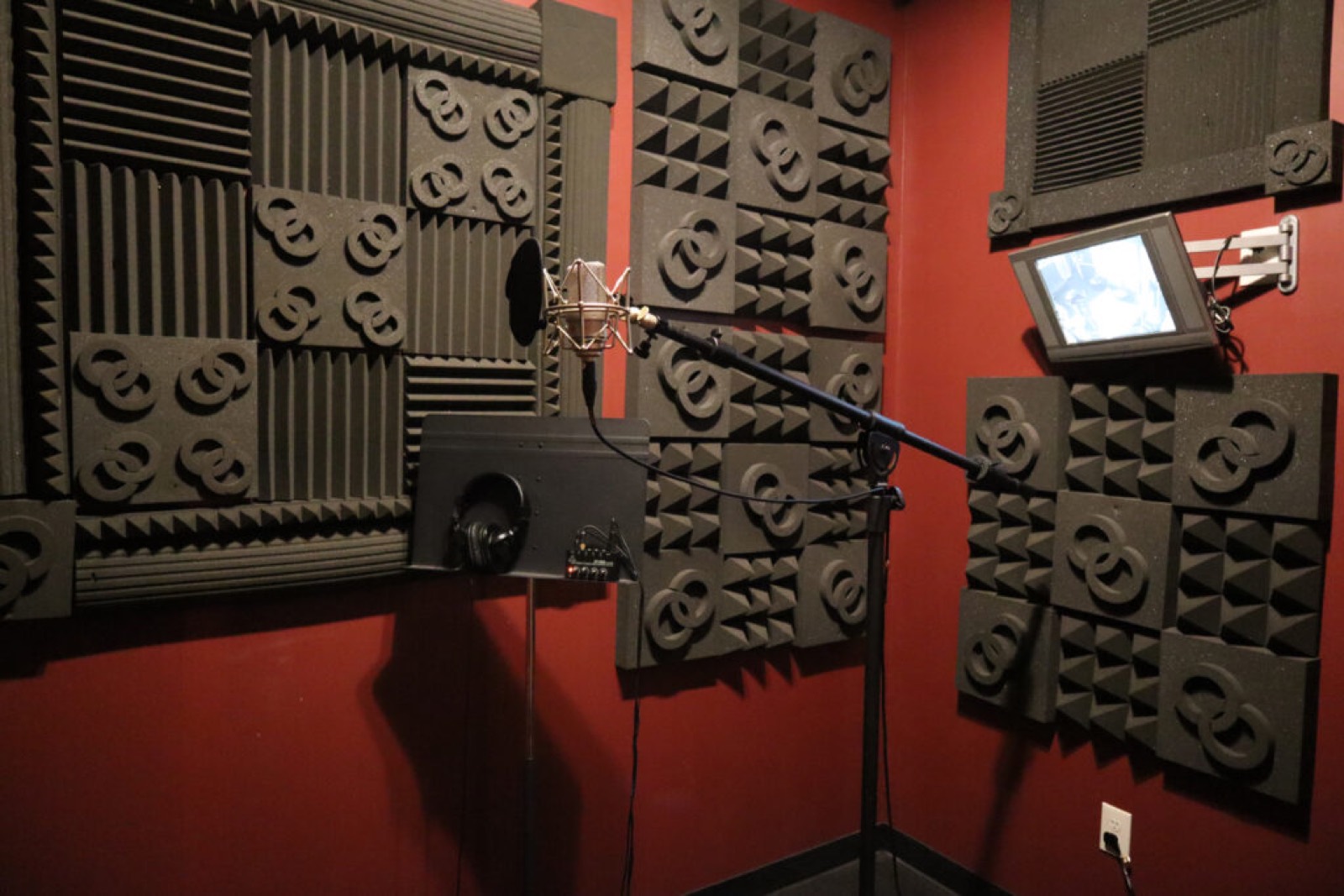 Solar Sound Studio behind the scenes