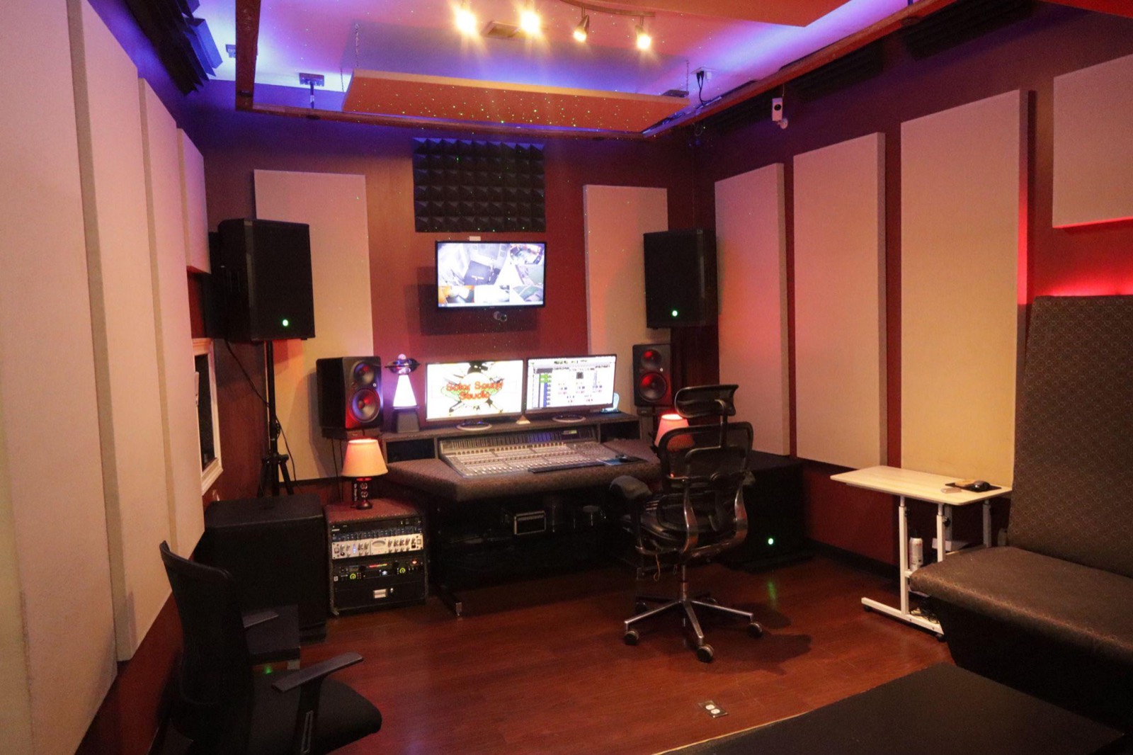 Solar Sound Studio behind the scenes